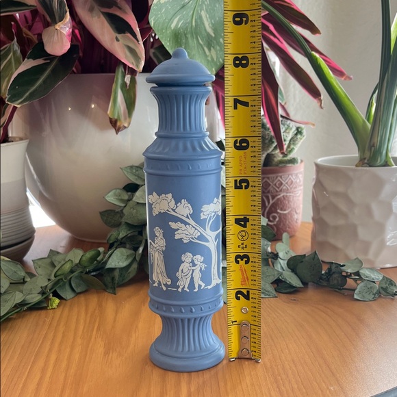 Avon Vintage Avonshire Blue Bottle Field Flowers Empty Cologne Bottle - Picture 7 of 9